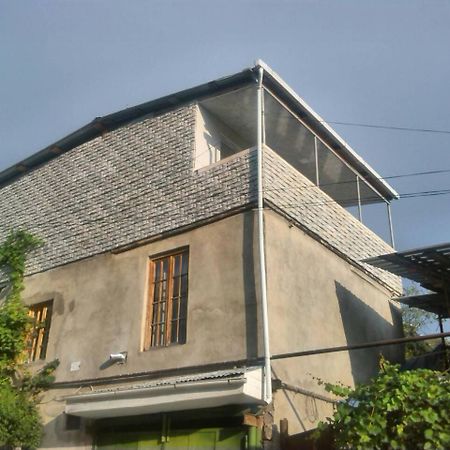 Georgian Hosts Tbilisi Exterior foto
