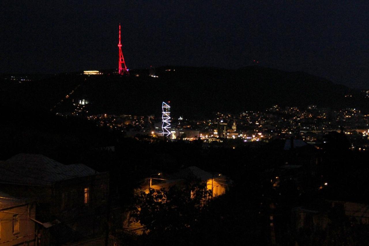 Georgian Hosts Tbilisi Exterior foto